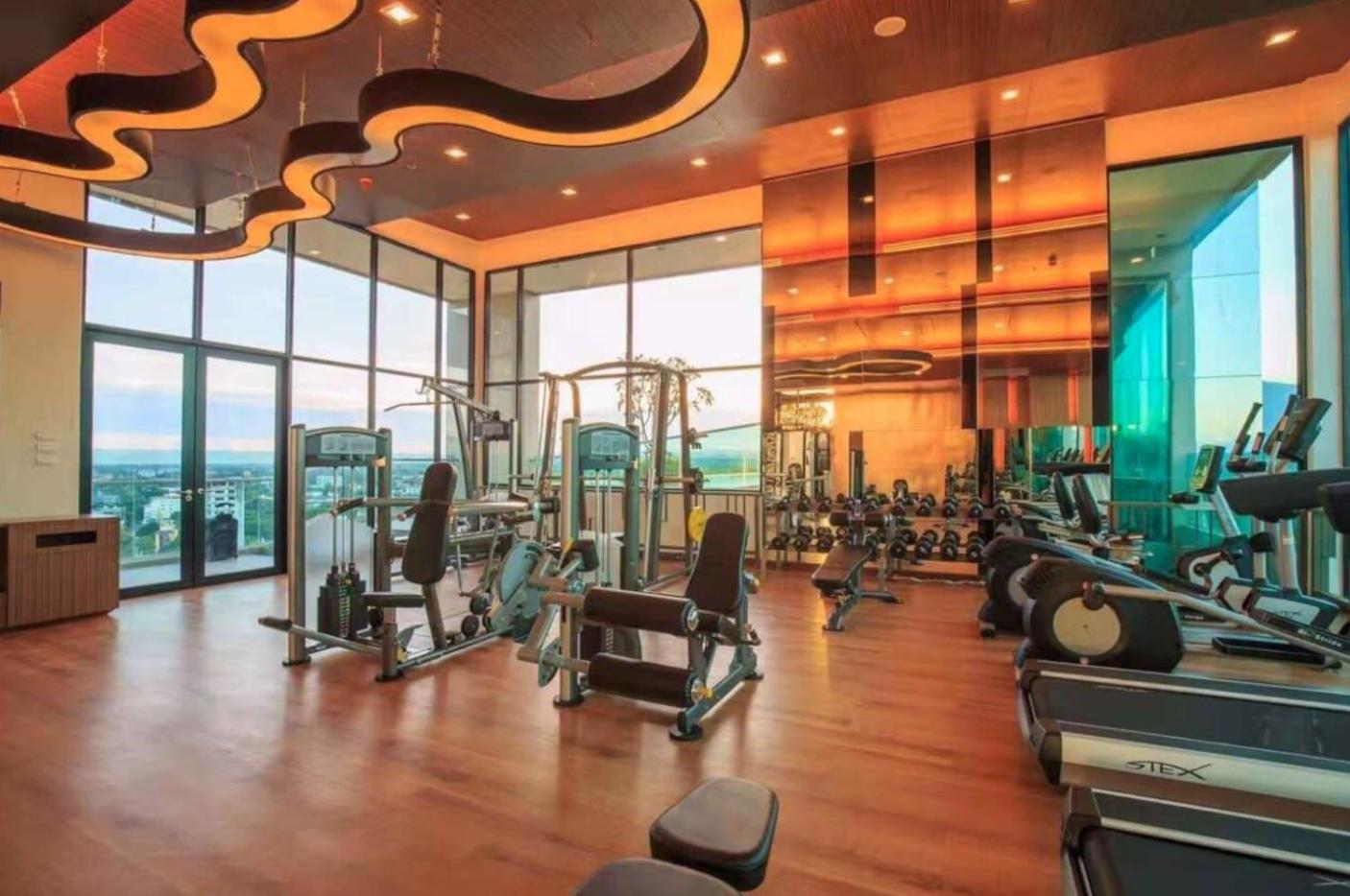 Luxury And Modern Condo In Central Chiang Mai - Astra Condo Eksteriør bilde